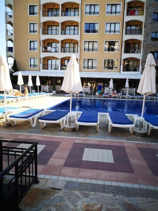 Green Garden View Golden Sands Exterior foto